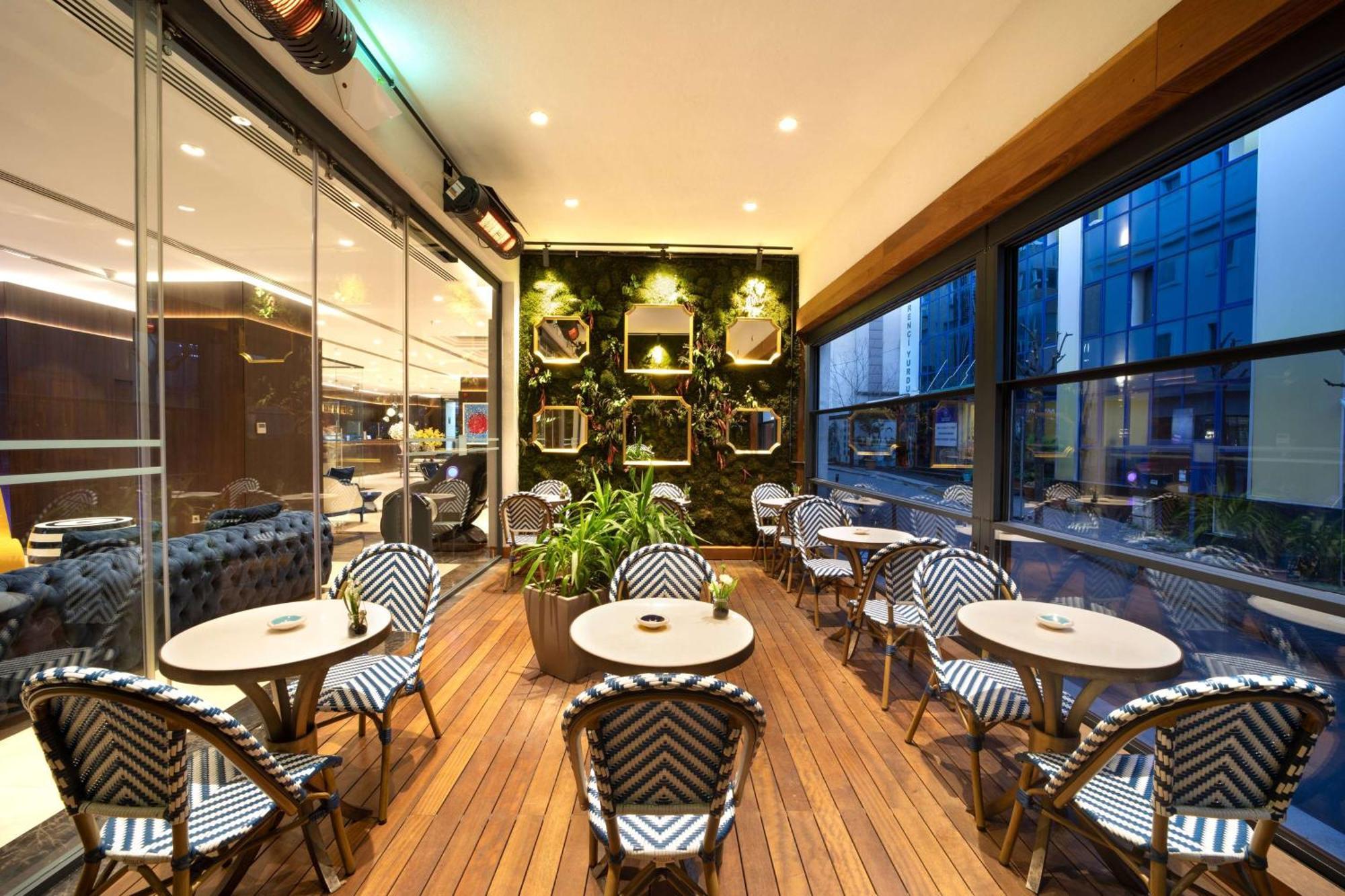 Tryp By Wyndham Istanbul Sisli Hotel Eksteriør bilde