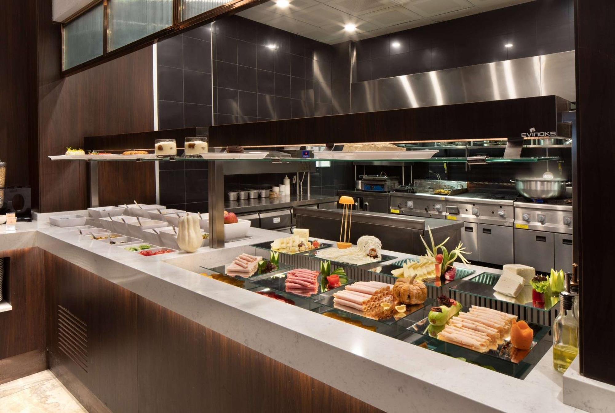Tryp By Wyndham Istanbul Sisli Hotel Eksteriør bilde